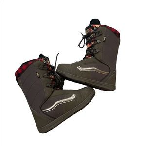 Vans Womens Hi-Standard Snowboarding Boot